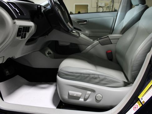 Used 2012 Toyota Prius Four FWD image 22