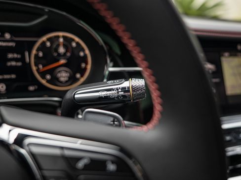 Used 2024 Bentley Flying Spur S V8 image 21