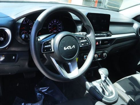 Used 2023 Kia Forte LXS w/ LXS Technology Package image 37