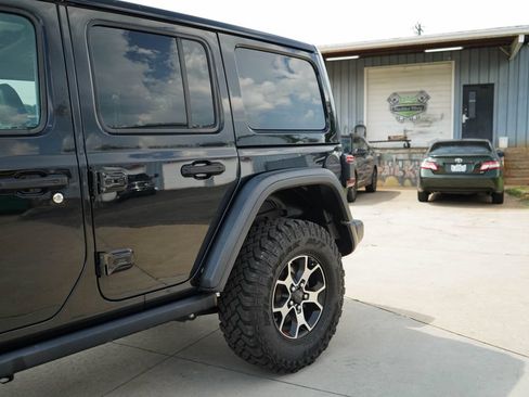 Used 2020 Jeep Wrangler Unlimited Rubicon w/ LED Lighting Group AWD/4WD image 22