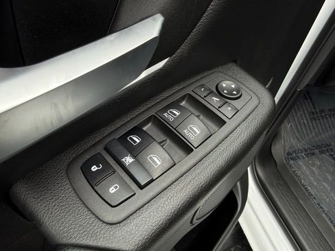 Used 2022 RAM 1500 Big Horn image 13