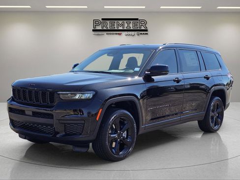 New 2025 Jeep Grand Cherokee L Altitude image 1