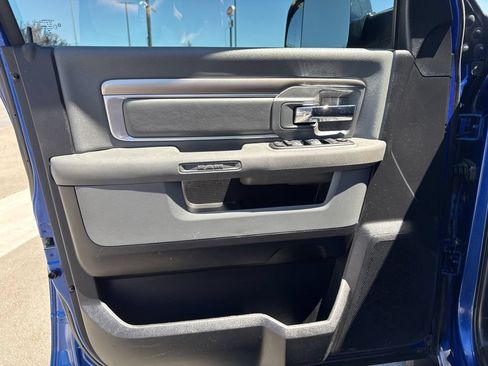 Used 2015 RAM 1500 Classic SLT w/ Luxury Group AWD/4WD image 12