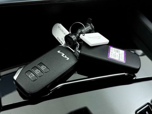 Used 2025 Kia Sportage X-Line Prestige image 41