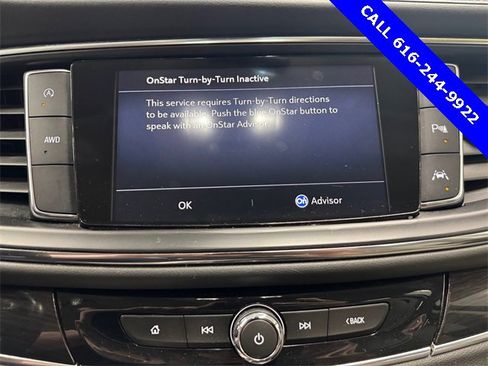 Used 2022 Buick Enclave Essence image 14