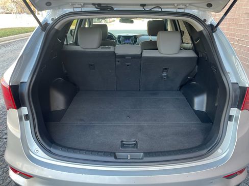 Used 2018 Hyundai Santa Fe Sport image 10