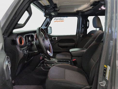 Used 2023 Jeep Gladiator Mojave w/ Trailer Tow Package image 6