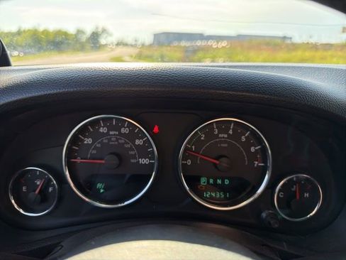 Used 2013 Jeep Wrangler Unlimited Sport AWD/4WD image 11