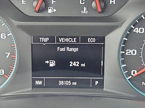 Used 2025 Chevrolet Malibu LT FWD image 11