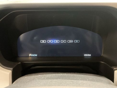 New 2025 Ford Bronco Heritage Edition image 16