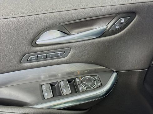 Used 2025 Cadillac XT4 Premium Luxury AWD/4WD image 21