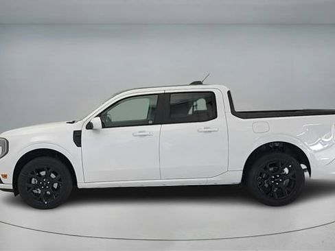 New 2025 Ford Maverick Lobo image 4
