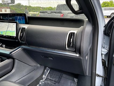 Used 2025 Ford Expedition Max Platinum w/ Stealth Performance Package AWD/4WD image 29