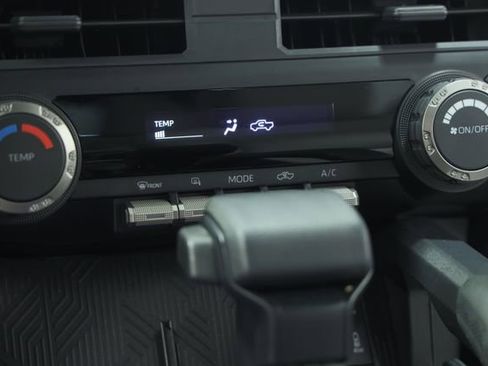 Used 2025 Toyota Tacoma SR5 image 20