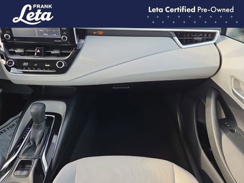 Used 2021 Toyota Corolla LE image 26
