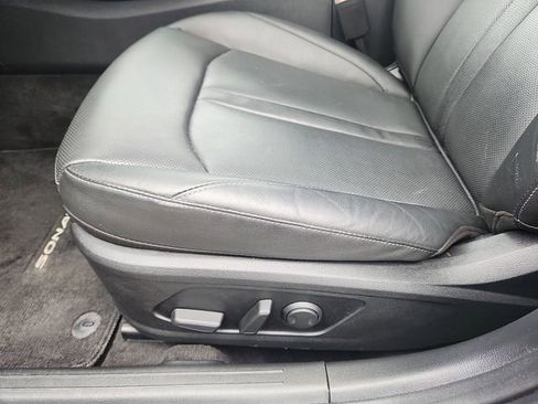 Certified 2023 Hyundai Sonata Limited FWD image 23