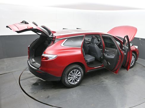 Used 2024 Buick Enclave Premium image 44