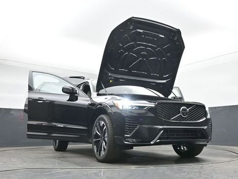 New 2026 Volvo XC60 B5 Plus w/ Protection Package Premier AWD/4WD image 56
