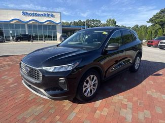 Used 2023 Ford Escape Active FWD video 1