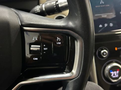 Used 2021 Land Rover Discovery Sport SE AWD/4WD image 31