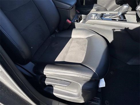 Used 2018 MAZDA CX-5 Touring w/ Preferred Equipment Package image 10