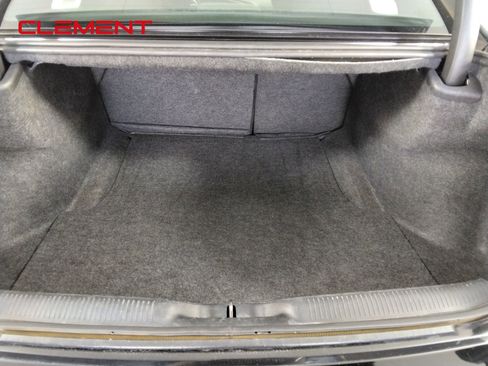 Used 2022 Dodge Charger SXT RWD image 9