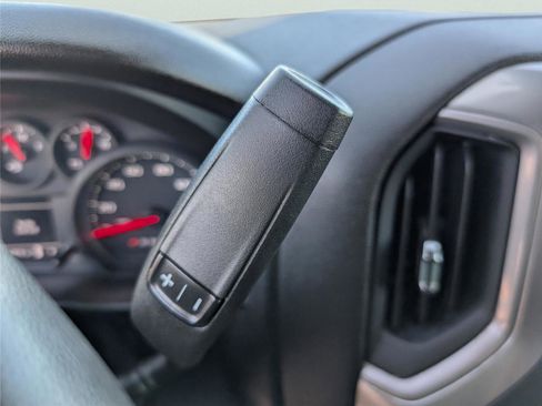 Used 2025 Chevrolet Silverado 2500 Custom w/ Custom Value Package image 22