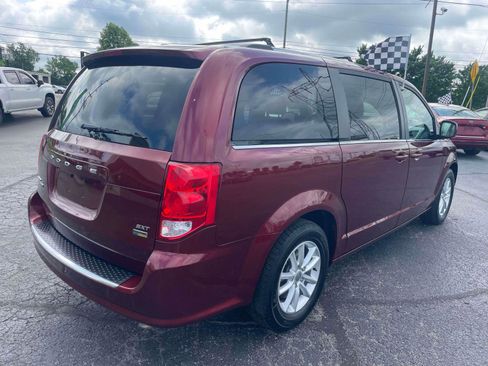 Used 2019 Dodge Grand Caravan SXT FWD image 4