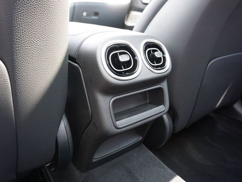 Certified 2025 Mercedes-Benz GLC 300 4MATIC image 50