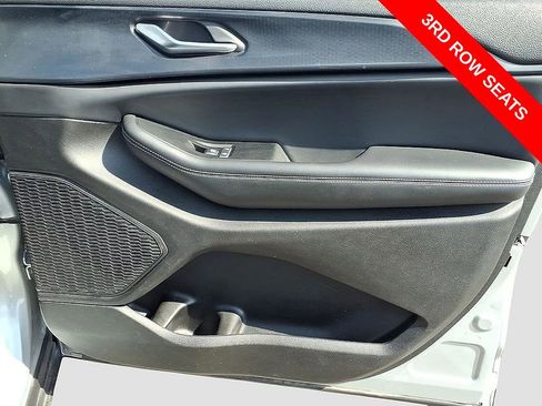 Used 2023 Jeep Grand Cherokee L Laredo AWD/4WD image 8