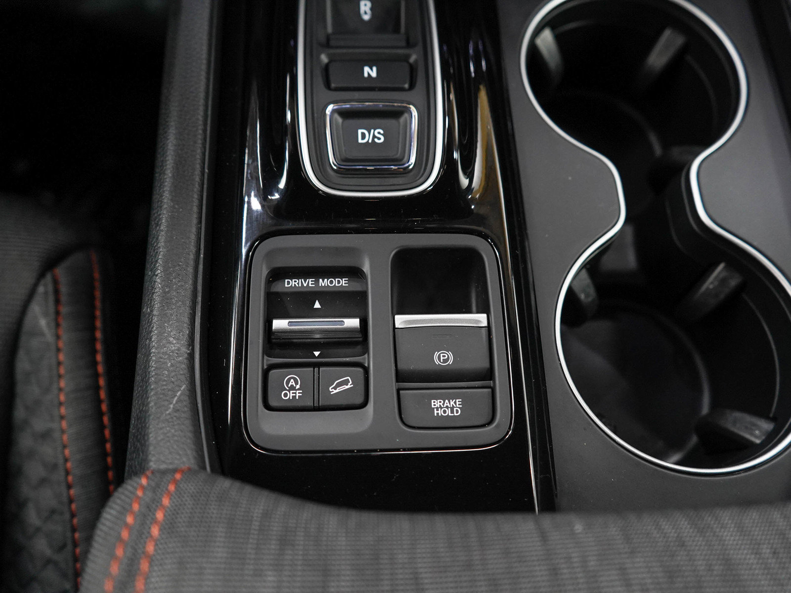 Used 2025 Honda Pilot Sport image 24