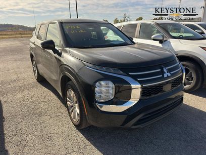 Used 2025 Mitsubishi Outlander ES