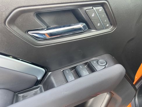 Used 2025 Chevrolet Colorado Z71 w/ Z71 Convenience Package 2 image 22