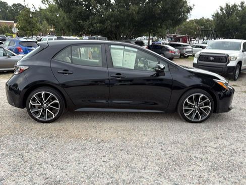Used 2022 Toyota Corolla XSE FWD image 7