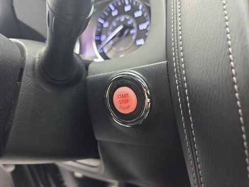 Used 2019 Nissan Armada SL w/ Premium Package image 36