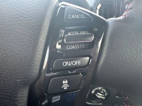 Used 2026 Nissan Frontier PRO-4X AWD/4WD image 14