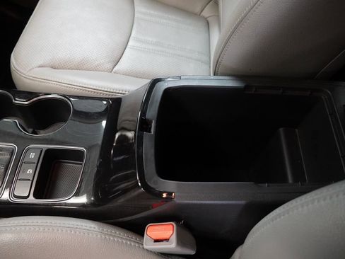 Used 2014 Kia Sorento LX w/ Touring Package (LX) image 19