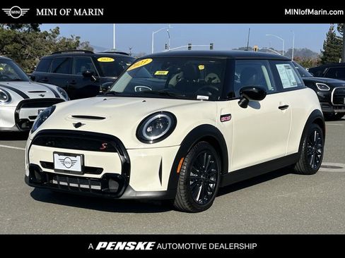 Used 2023 MINI Cooper S image 1