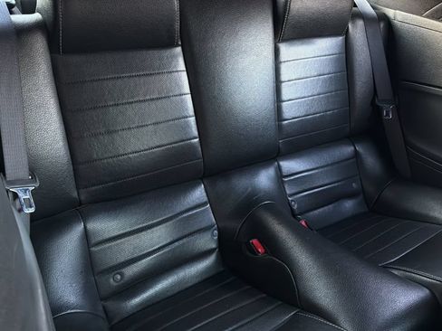 Used 2010 Ford Mustang GT Premium RWD image 13