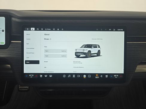 Used 2024 Rivian R1S Adventure AWD/4WD image 29