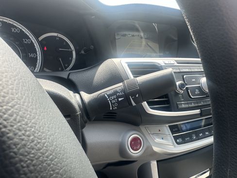 Used 2014 Honda Accord EX image 24