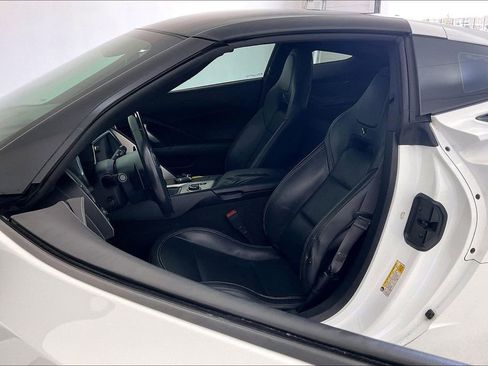 Used 2015 Chevrolet Corvette Stingray Z51 w/ 2LT Preferred Equipment Group image 32