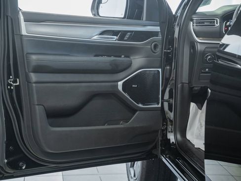 New 2026 Jeep Grand Wagoneer Limited AWD/4WD image 42