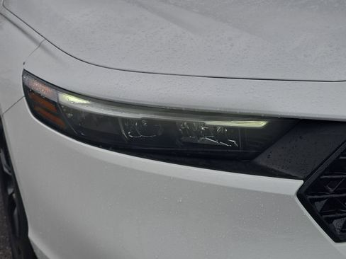 Certified 2025 Honda Accord SE image 7