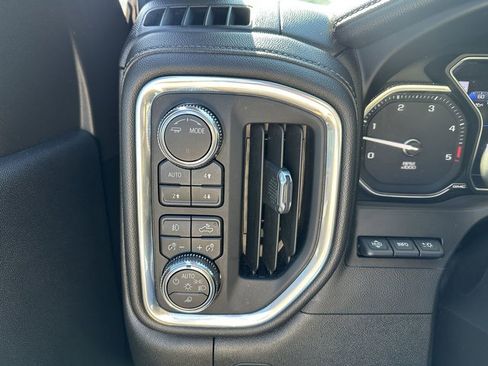 Used 2022 GMC Sierra 2500 Denali w/ Denali Ultimate Package image 13