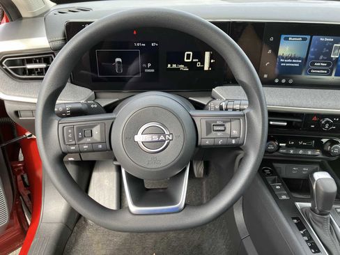 New 2026 Nissan Kicks SV FWD image 8