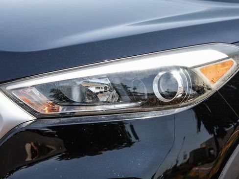 Used 2017 Hyundai Tucson SE w/ Cargo Package FWD image 8