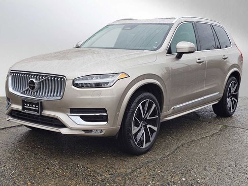 Used 2025 Volvo XC90 B6 Plus w/ Protection Package Premier image 7