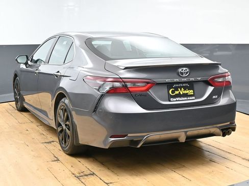 Used 2024 Toyota Camry SE image 6