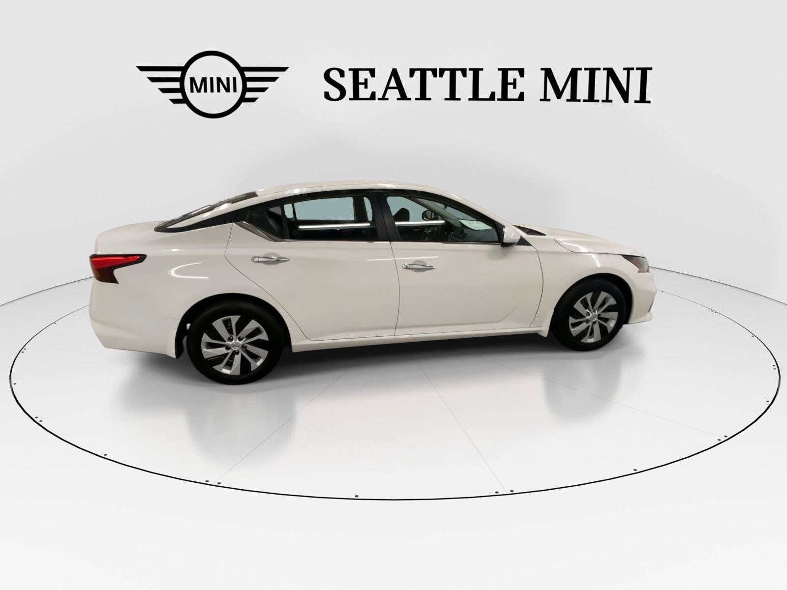 Used 2022 Nissan Altima 2.5 S FWD image 12